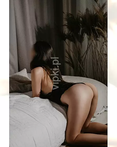 Asia Winks