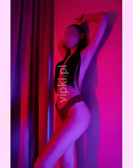 Mila -Cosmos Massage