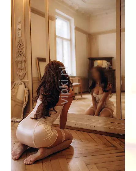 Elena 25 letnia śliczna kotka